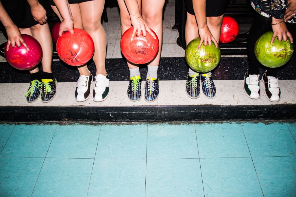 AW med bowling